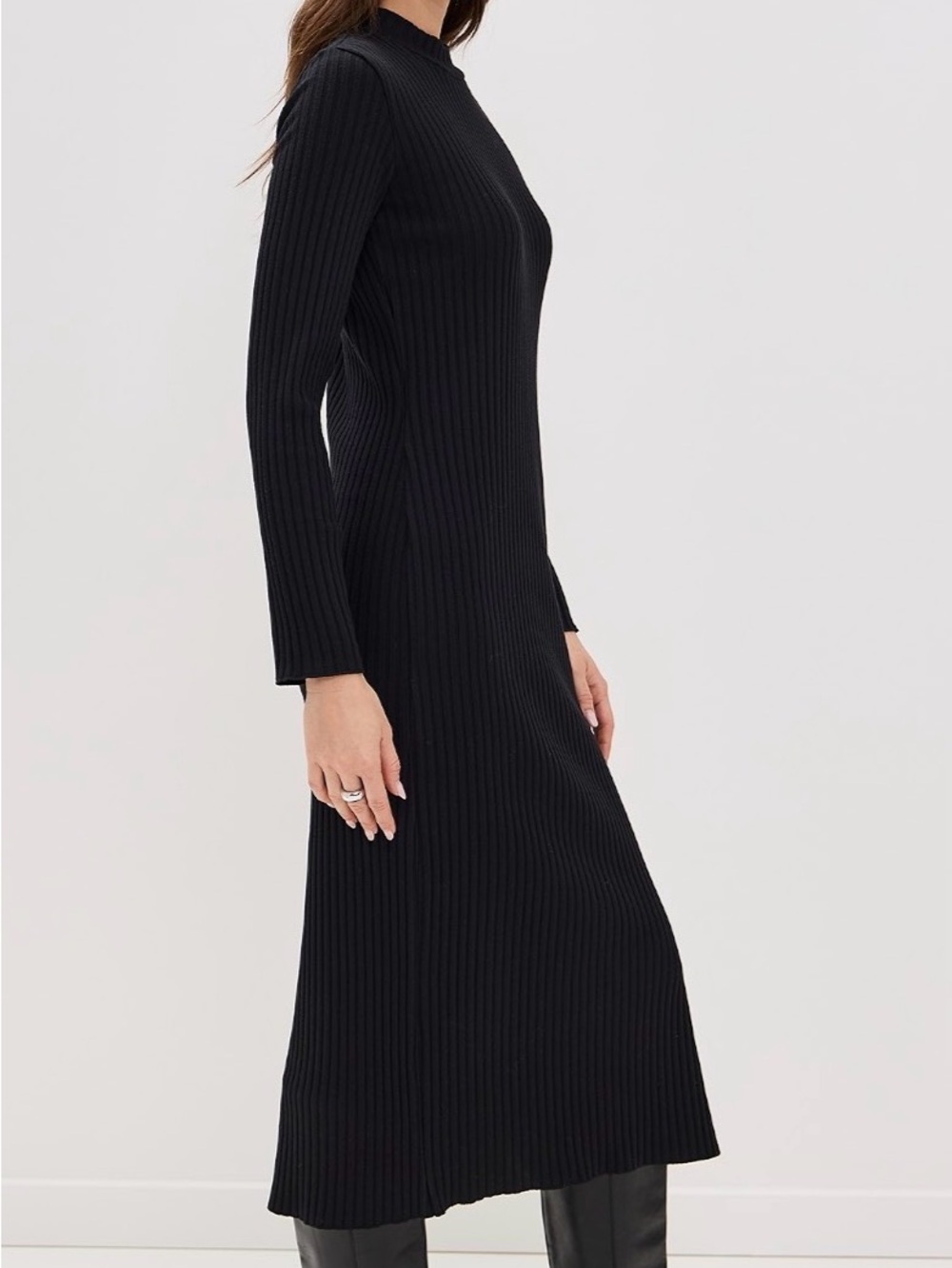 Vince Long Ribbed Mock Neck Black Dress Knit Front Tailored Fabric Back Sz Small